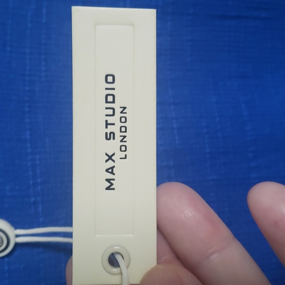 Max Studio London Neptune Blue Top - Women's Plus 3X NWT - Picture 5 of 9